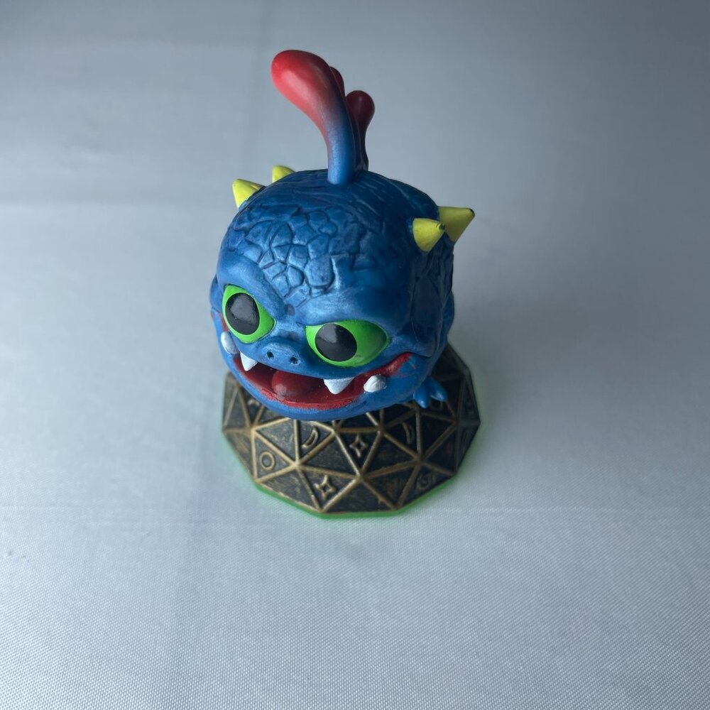 Skylanders Spyro's Adventure Wrecking Ball Figure - Magic Element